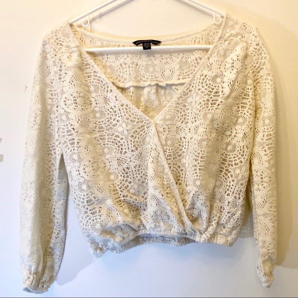 American Eagle Lace Long Sleeve Crop Top Size XS